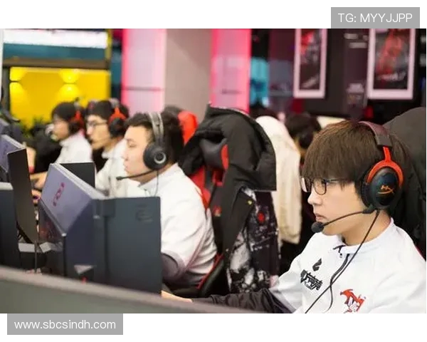 HLE战队与AL战队激烈对抗解析：战略布局与关键时刻的决策差异