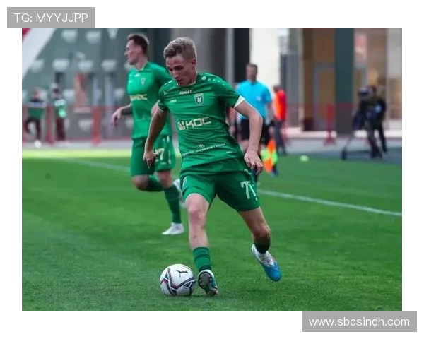 喀山宝石与苏维埃翼的较量揭示了足球战术与团队精神的完美结合